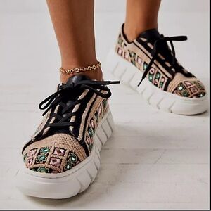 Free People Vionic Catch Me If You Can Embroidered Black and Tan Sneakers